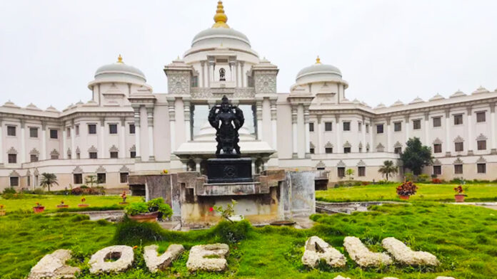 Sri Sathya Sai Baba Hospital in Bangalore